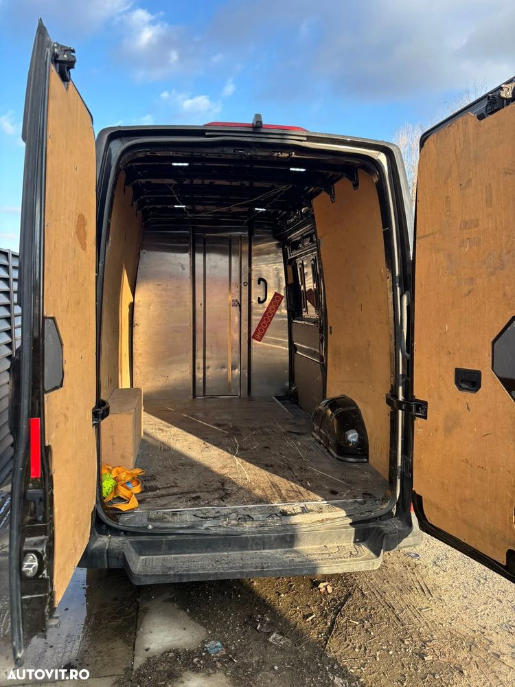 Volkswagen CRAFTER - 3