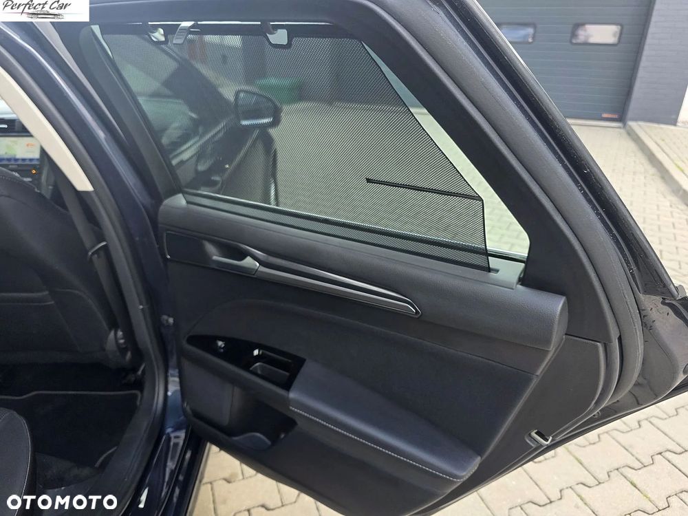 Ford Mondeo SW 2.0 Hybrid Executive Plus - 35