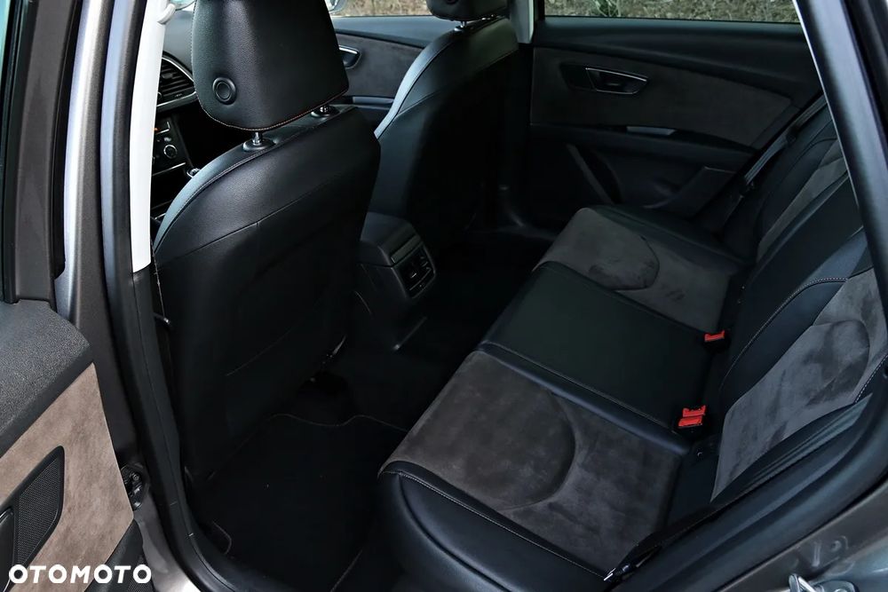 Seat Leon 2.0 TDI X-Perience S&S 4Drive - 30