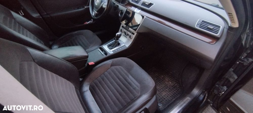 Volkswagen Passat 2.0 TDI DSG BlueMotion Technology Highline - 9