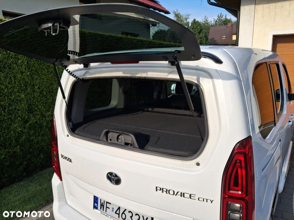 Toyota Proace City Verso 1.5 D-4D Business - 22