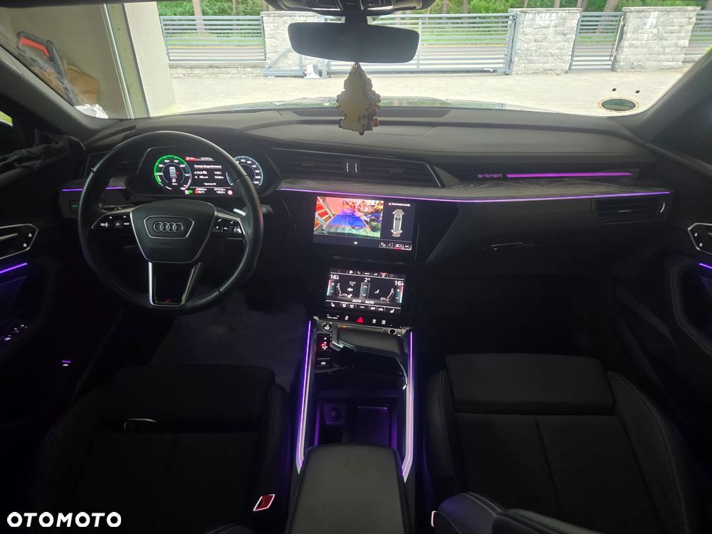 Audi e-tron 55 Quattro S Line - 24