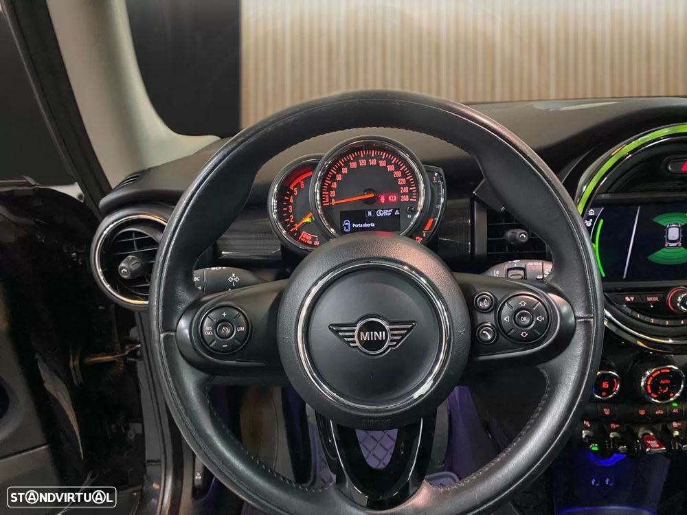 MINI 3 Portas Cooper D - 9