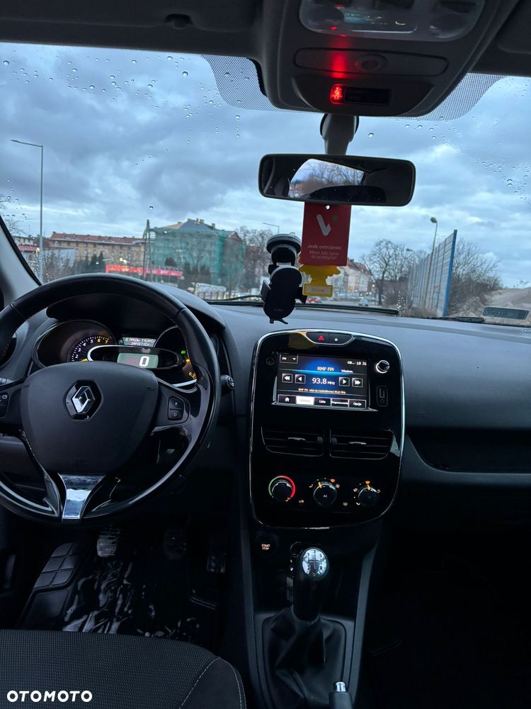 Renault Clio - 8