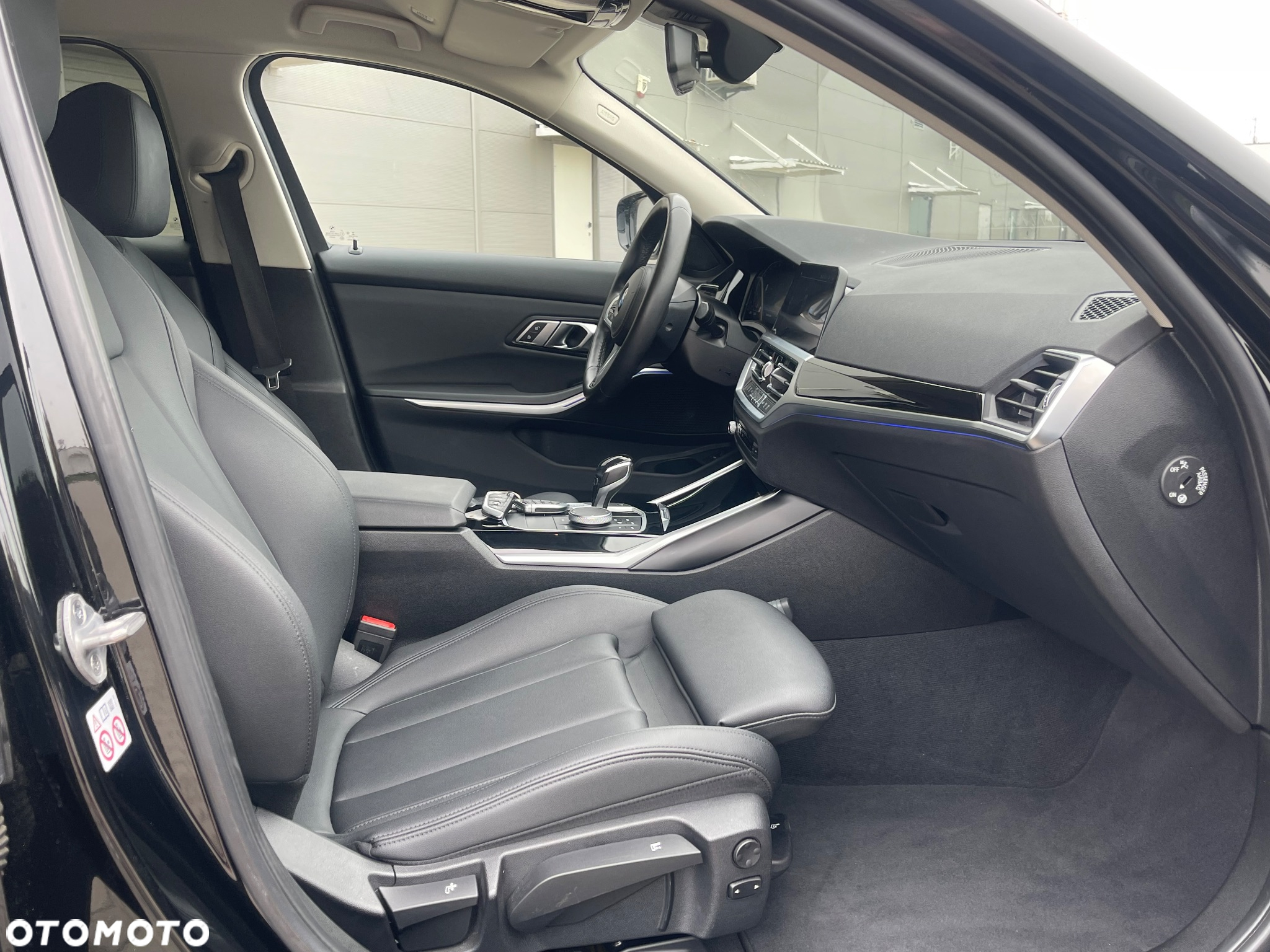 BMW Seria 3 320d M Sport Shadow - 19