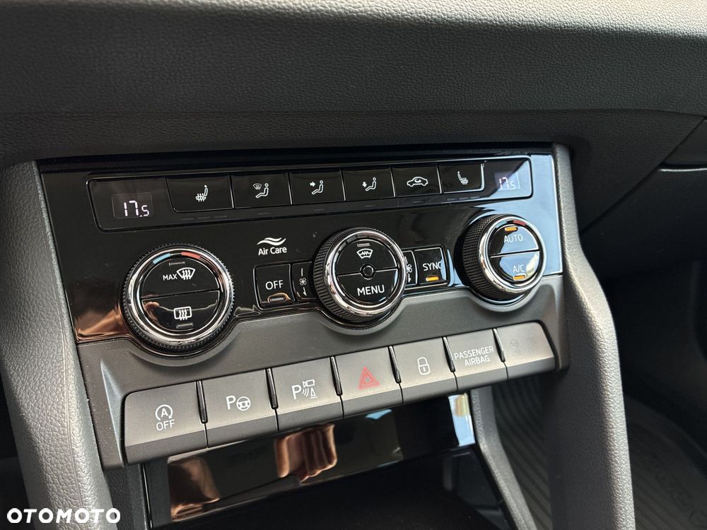 Skoda Karoq 1.5 TSI ACT Style DSG - 24