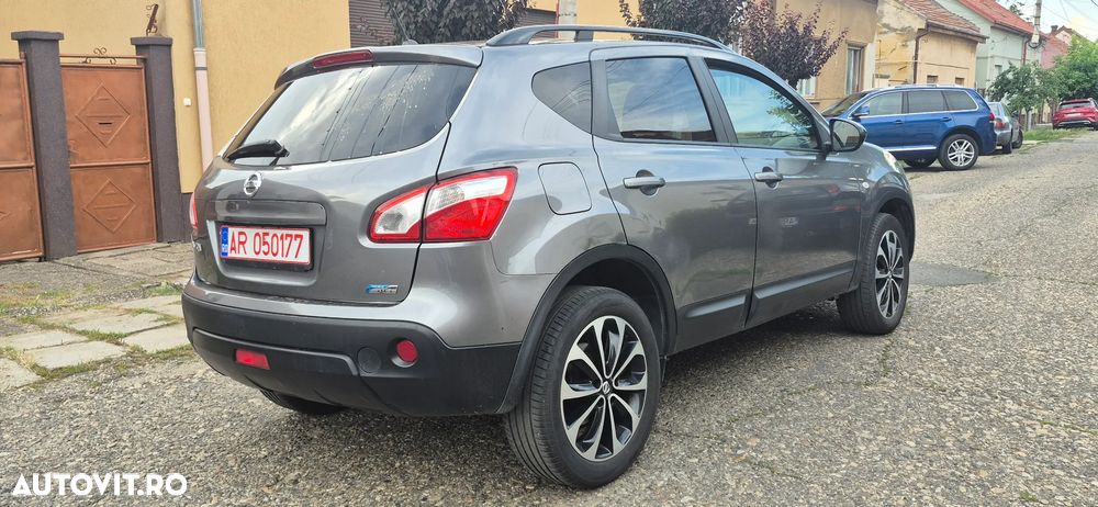 Nissan Qashqai - 4