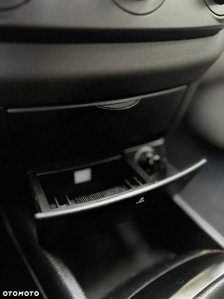 Kia Ceed - 24