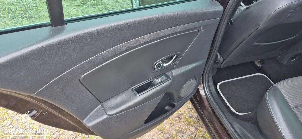 Renault Mégane Sport Tourer 1.5 dCi Dynamique S SS - 15