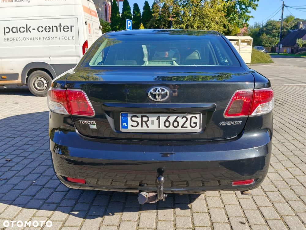 Toyota Avensis 2.0 D-4D Premium - 21