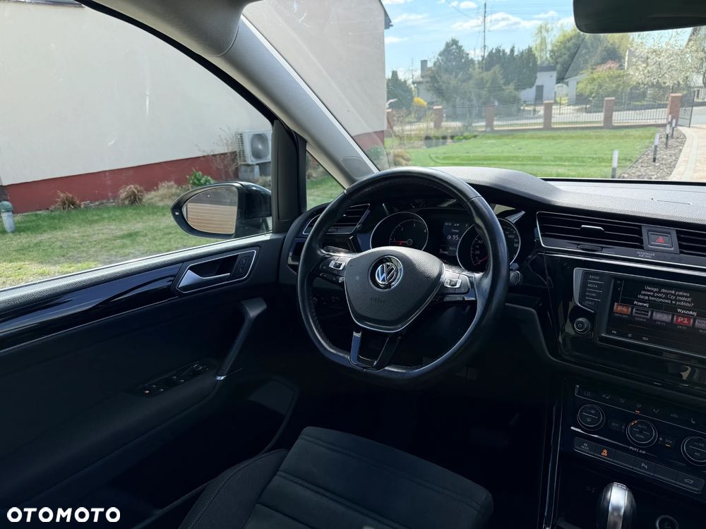 Volkswagen Touran 2.0 TDI BMT Highline DSG - 28