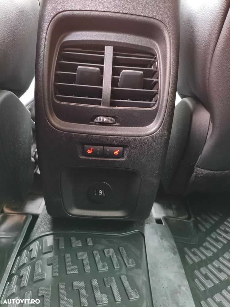 Ford Kuga 2.5 Duratec PHEV Titanium X - 12