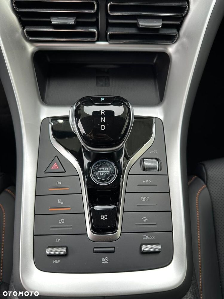 BYD Sealion 5 - 28