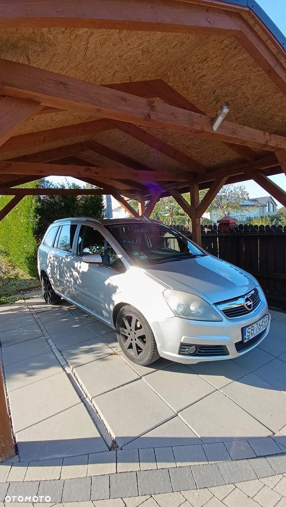 Opel Zafira 1.8 Enjoy - 1