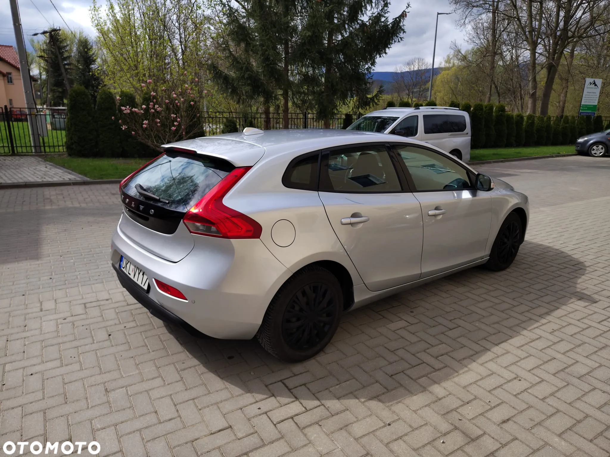 Volvo V40 D2 Kinetic - 13