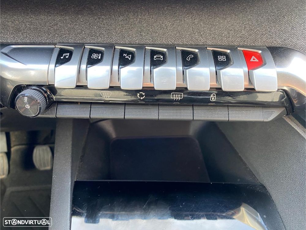 Peugeot 3008 BlueHDi 130 Stop & Start Allure - 30