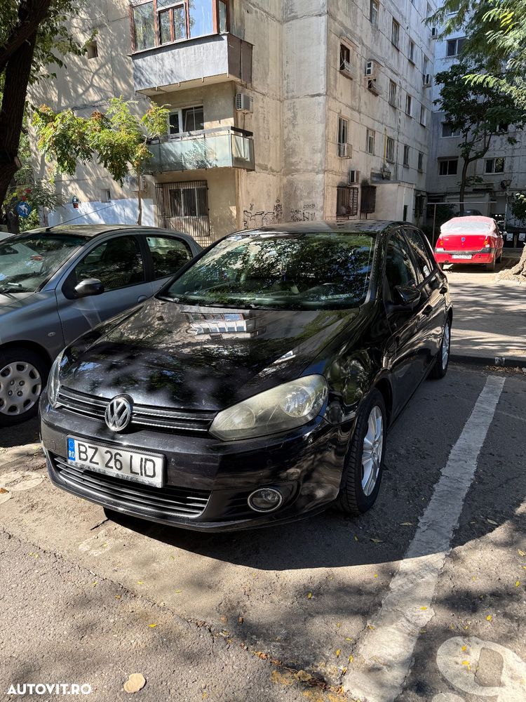 Volkswagen Golf - 2