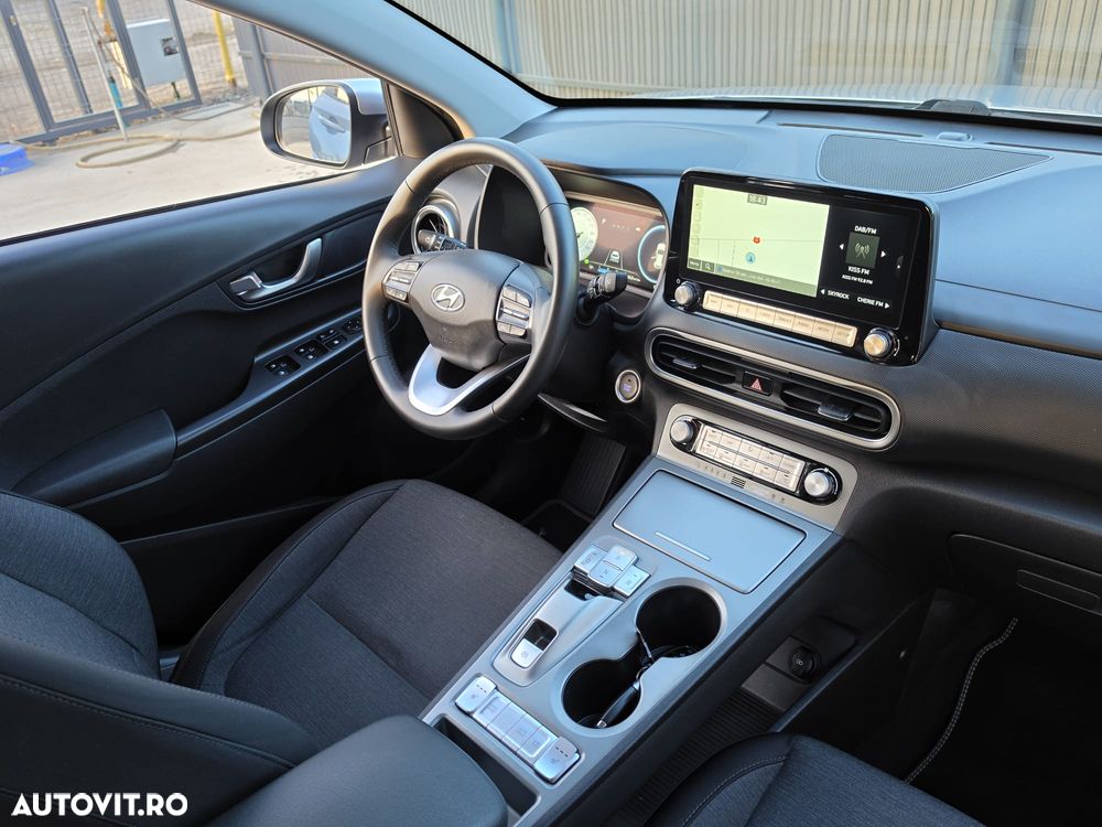 Hyundai KONA Business - 6