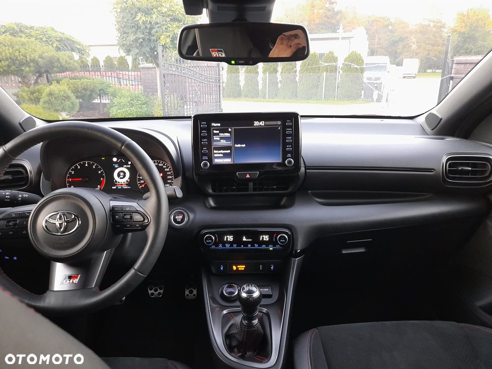 Toyota GR Yaris 1.6 Dynamic - 18