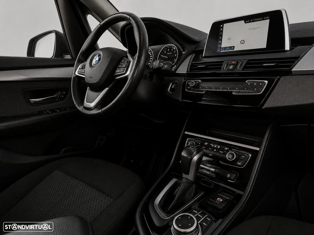 BMW 225xe Active Tourer Advantage - 32