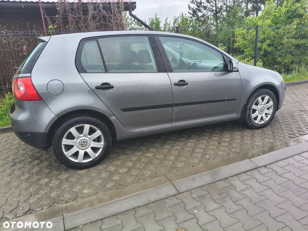 Volkswagen Golf 1.9 TDI Trendline - 4