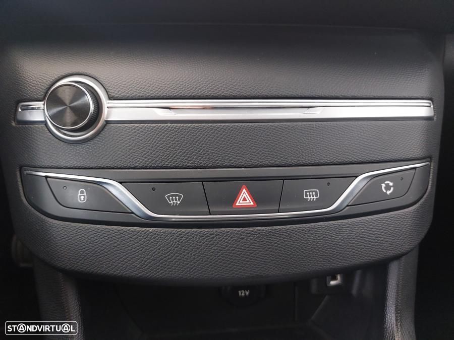 Peugeot 308 SW 1.5 BlueHDi Style - 35