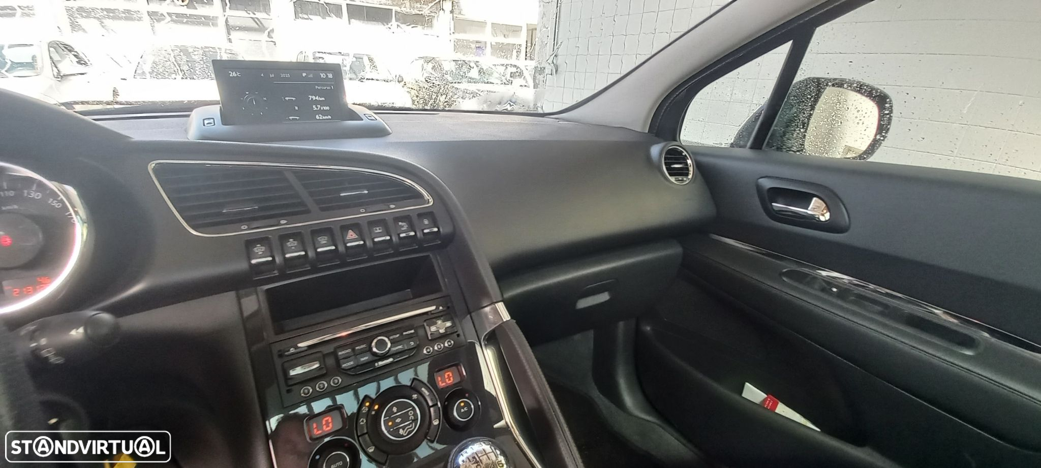 Peugeot 3008 1.6 HDi Allure - 12