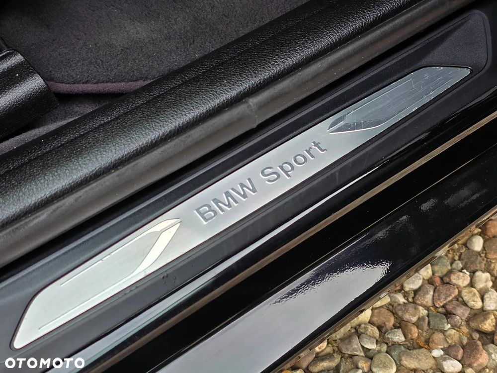 BMW Seria 3 318d DPF Edition Sport - 30