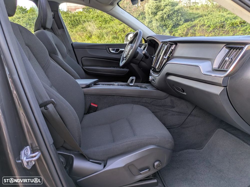 Volvo XC 60 2.0 T6 PHEV Inscription AWD - 26