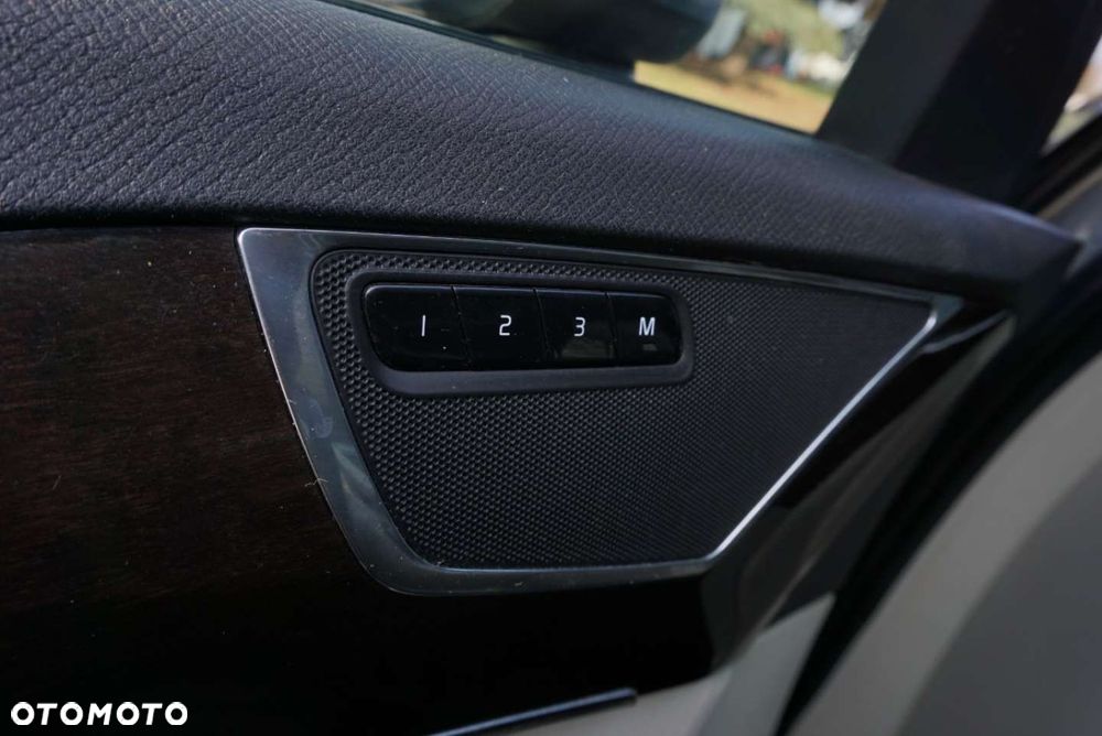 Volvo XC 90 D5 AWD Inscription - 12