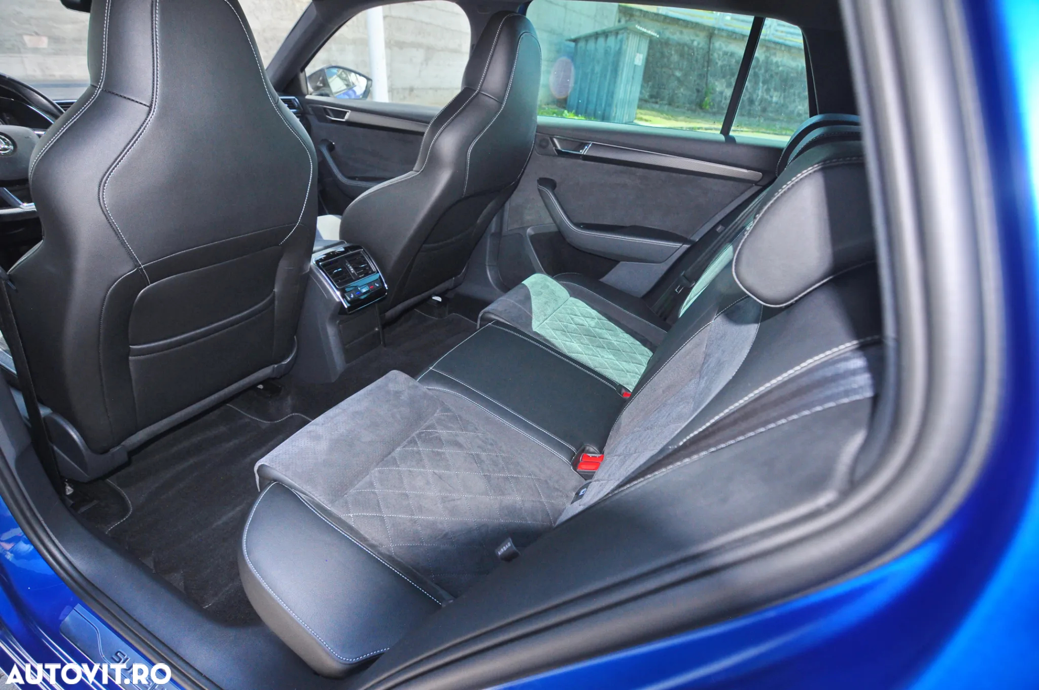 Skoda Superb 2.0 TSI 4X4 DSG Sportline - 18