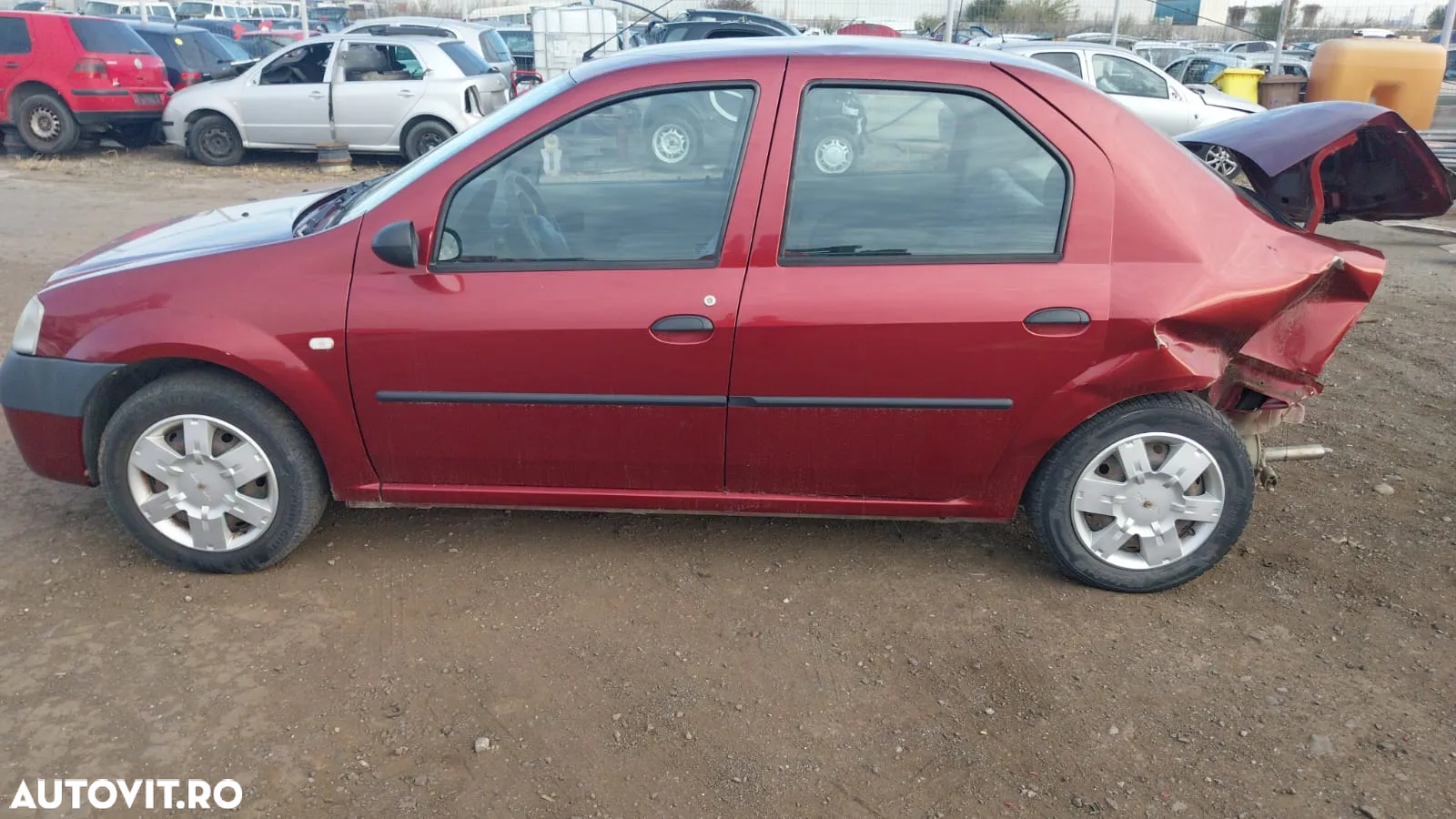 Dezmembram Dacia Logan - 5