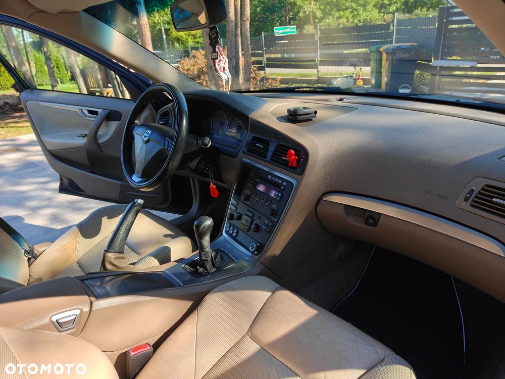 Volvo S60 2.4D Momentum - 14