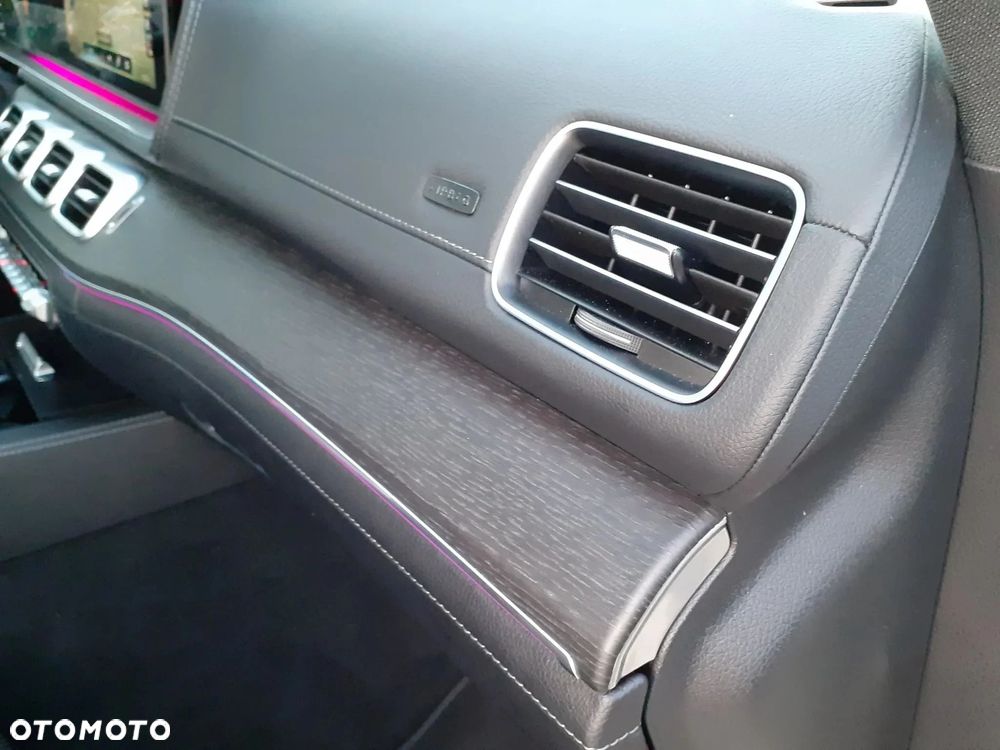 Mercedes-Benz GLE 300 d 4-Matic Premium Plus - 26