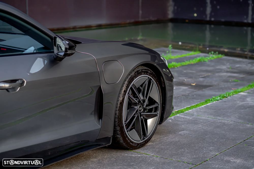 Audi e-tron GT quattro - 26