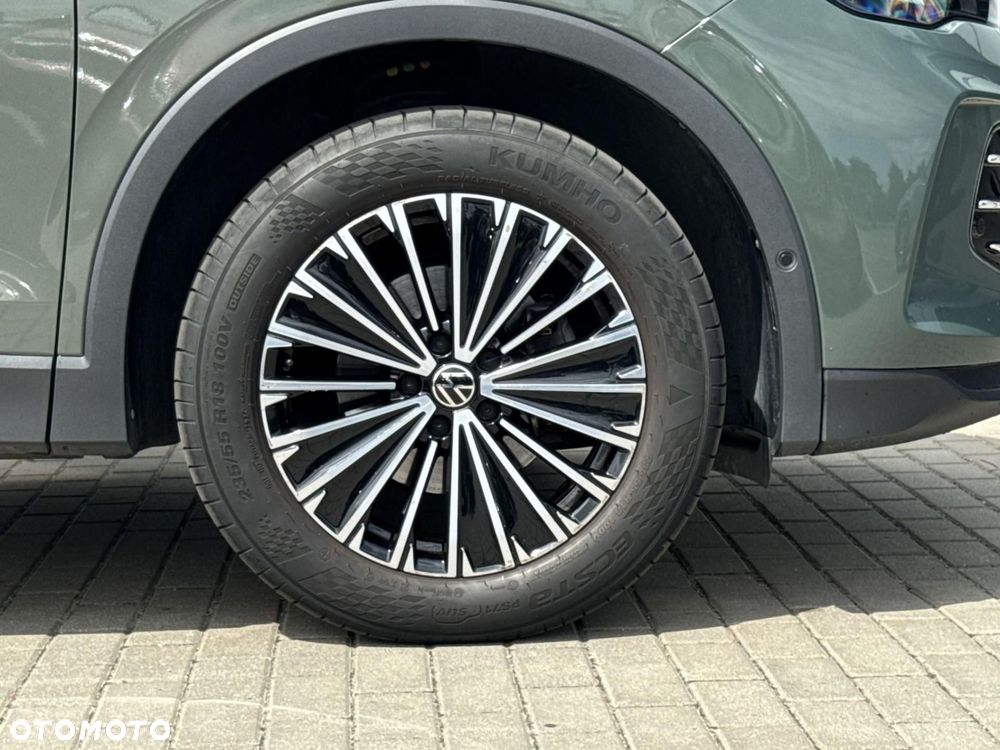 Volkswagen Tiguan - 27