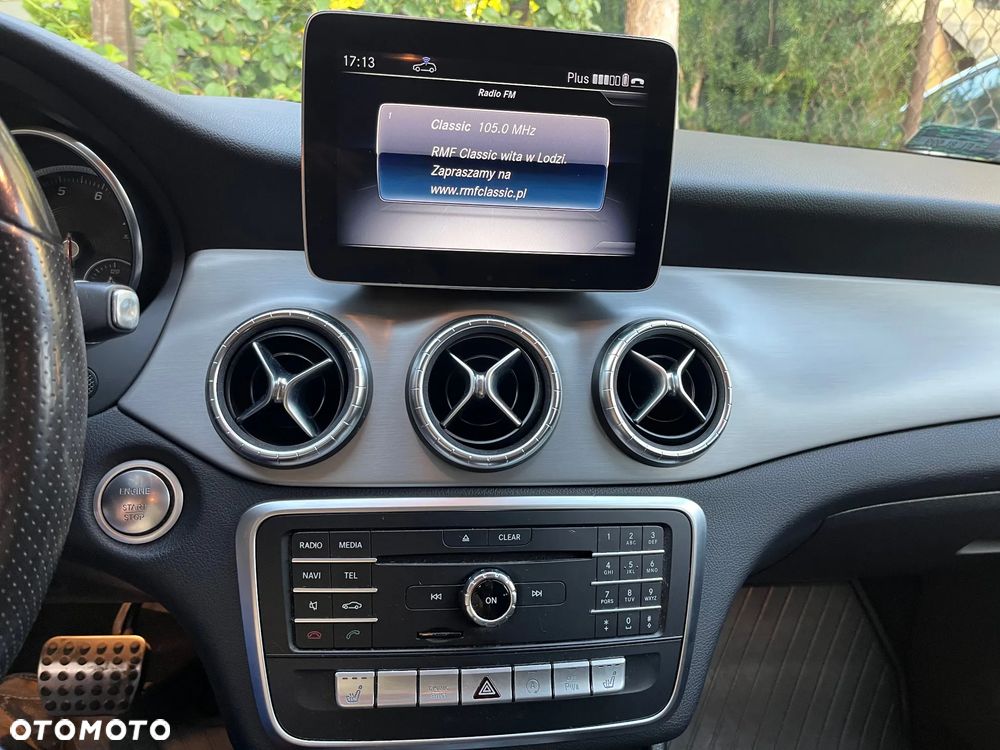 Mercedes-Benz CLA 220 4-Matic - 18