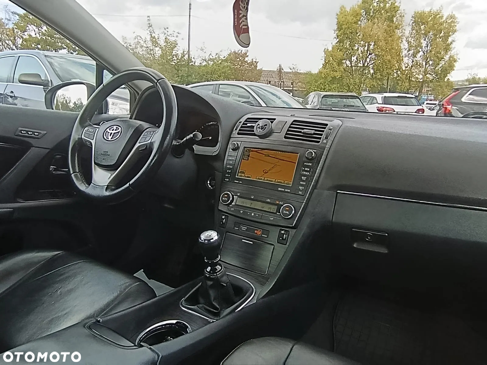 Toyota Avensis 2.0 Prestige NAVI - 6
