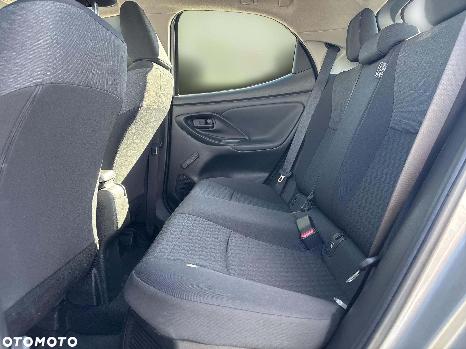 Toyota Yaris - 17