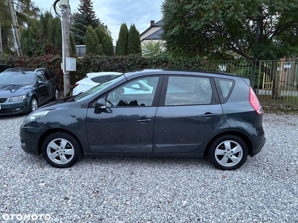Renault Scenic 1.6 16V 110 Authentique - 4