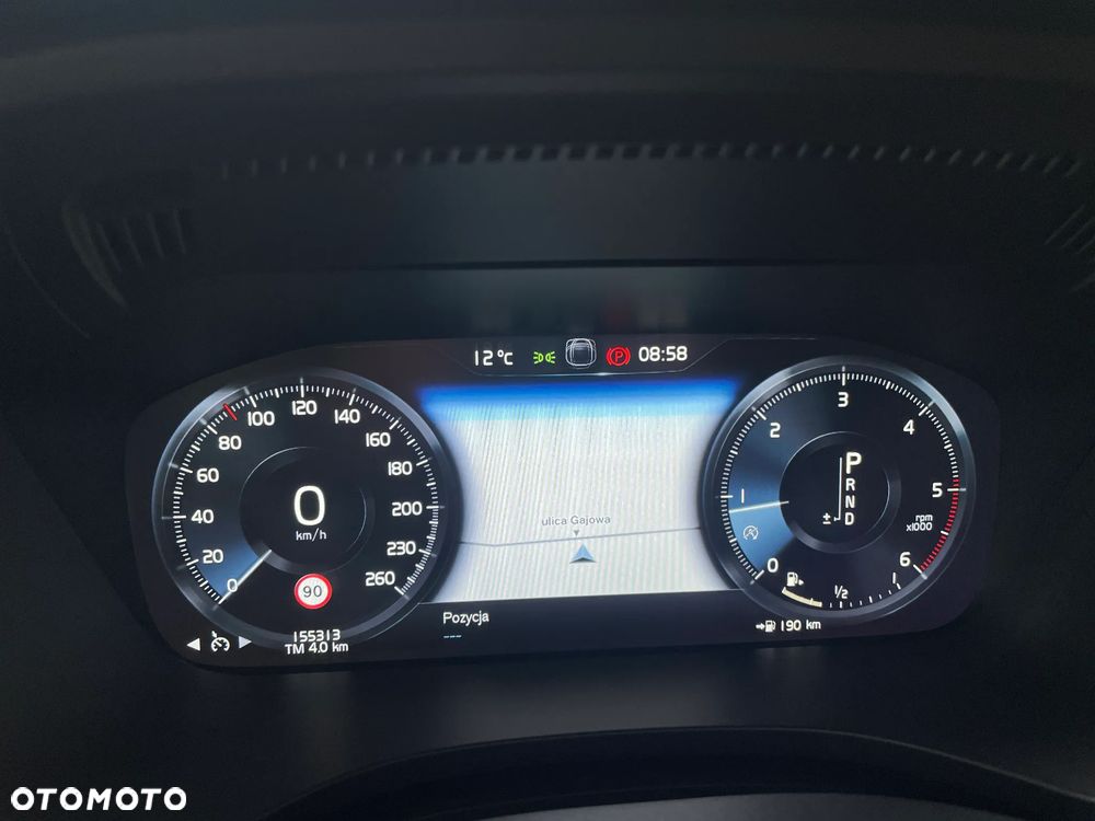 Volvo XC 60 D4 AWD R-Design - 22