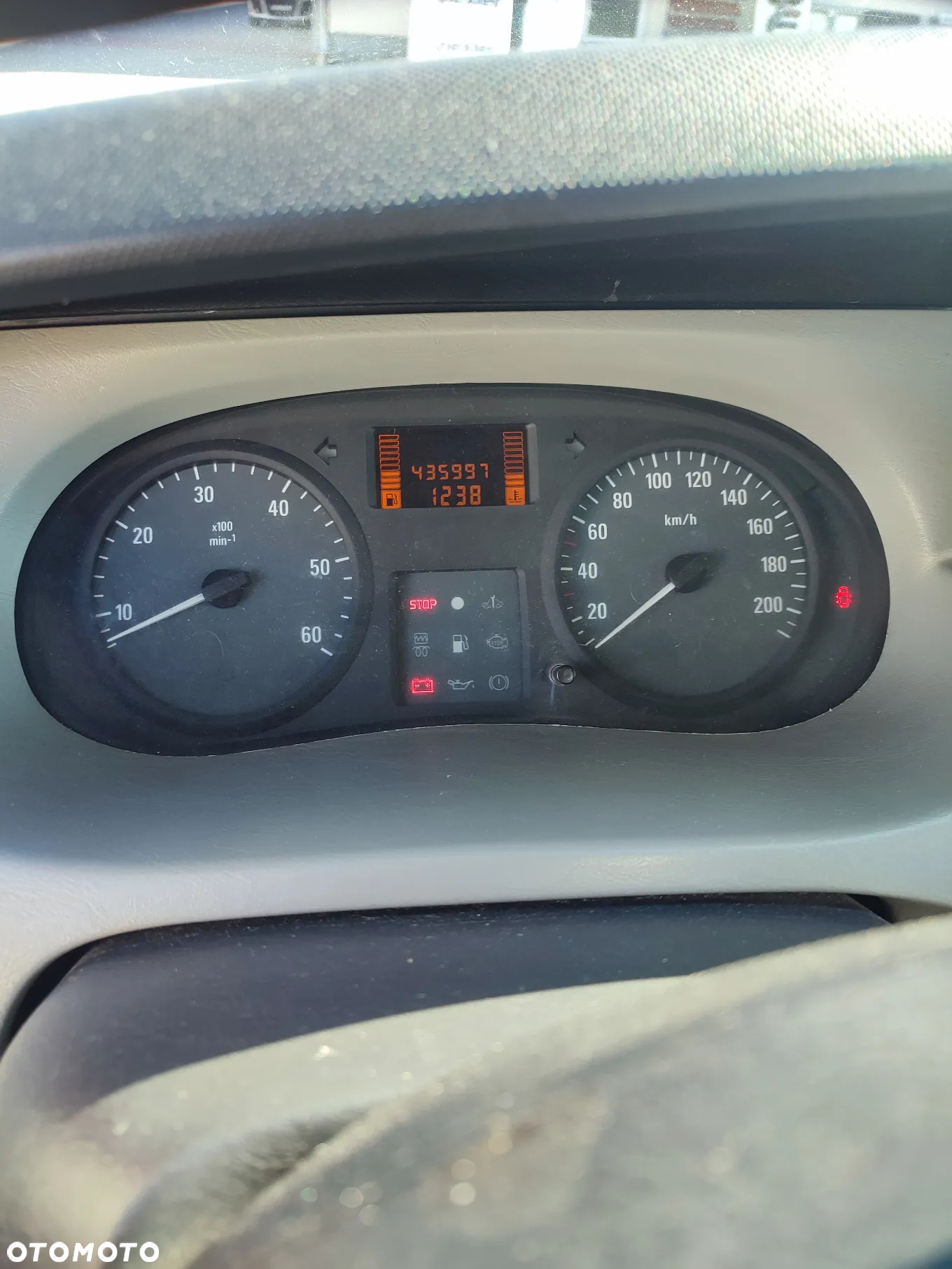Opel Vivaro - 9