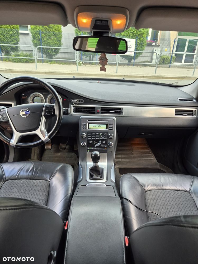 Volvo V70 - 8