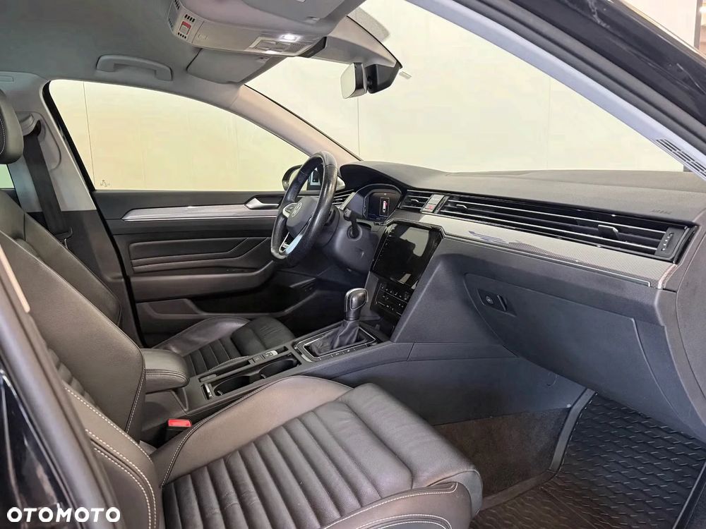 Volkswagen Passat Alltrack - 4