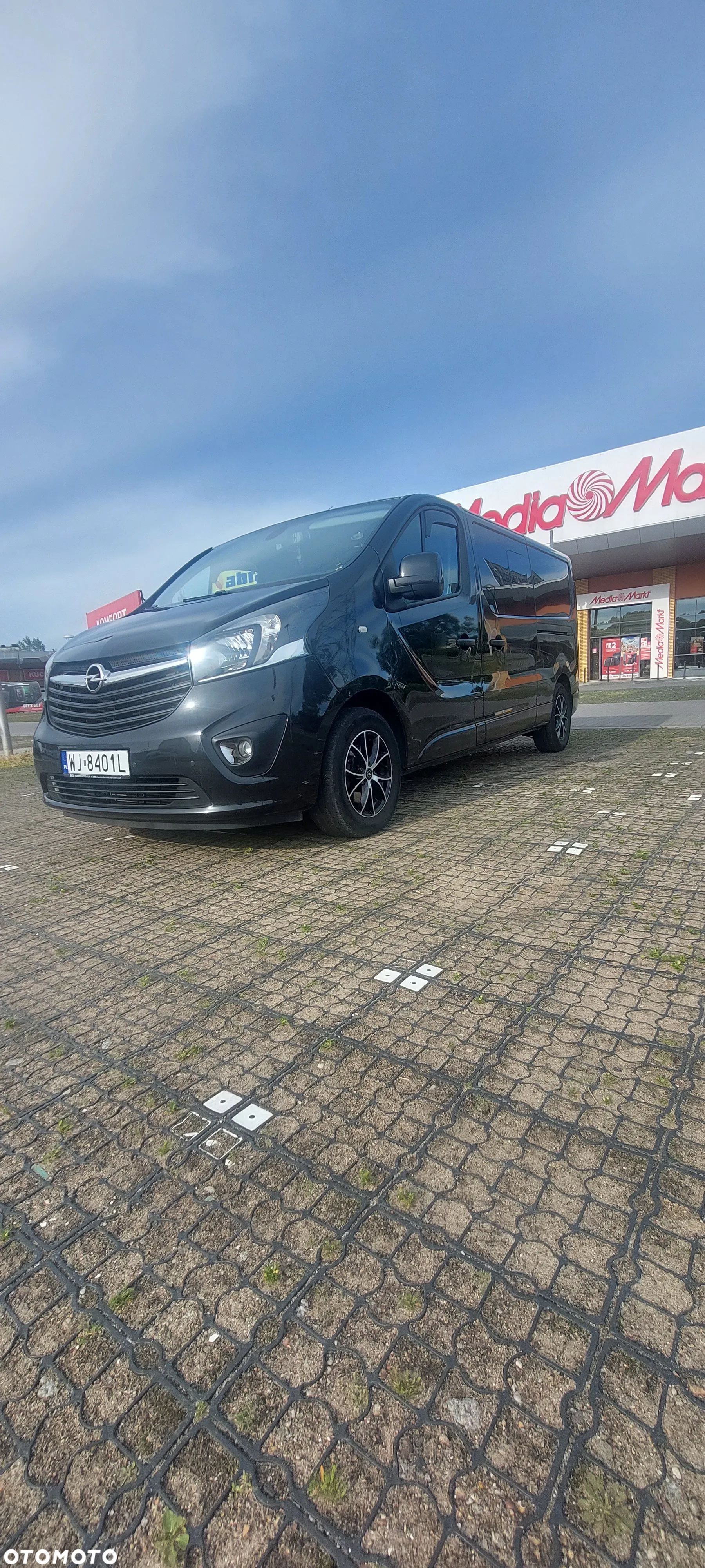 Opel Vivaro L2H1 2,9t Elegance - 4