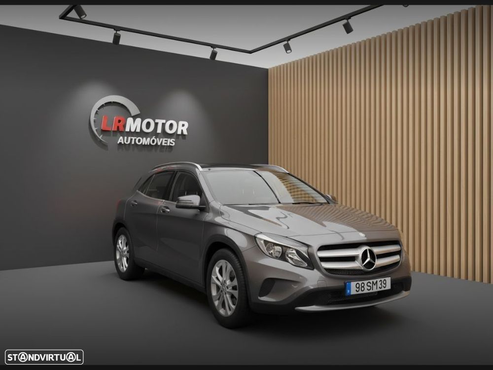 Mercedes-Benz GLA 180 d - 4