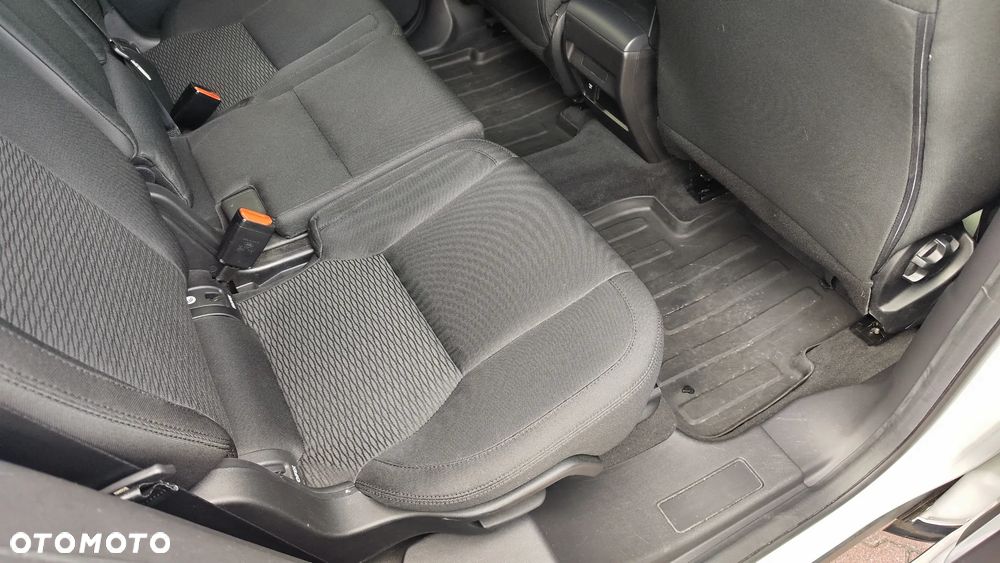 Land Rover Discovery Sport 2.0 eD4 Pure - 28