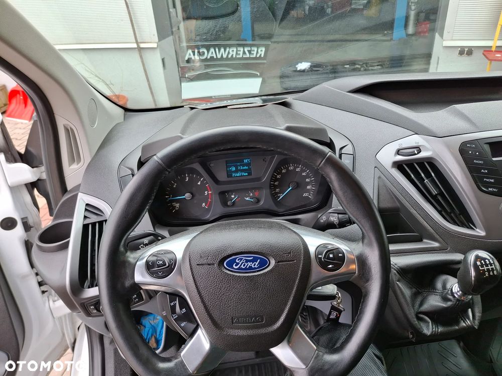 Ford Transit Custom - 19