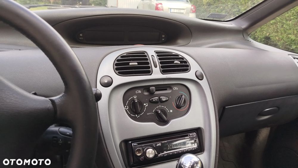 Citroën Xsara Picasso - 6