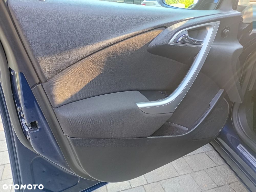 Opel Astra 1.4 Turbo Design Edition - 19